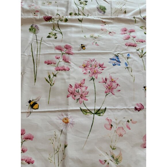 QSH Shabby Floral Bee-Themed Pillowcase Cover Set Of 2 - Picture 3 of 9